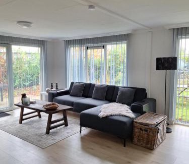 Molenschot Ski Chalet | The Bright Side Brabant