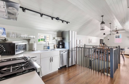 Downtown Charleston House | The Brighton and Carriage House