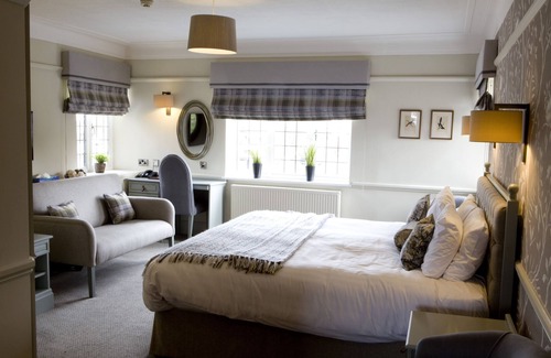 Ashton-under-Lyne Hotel | The Broadoak