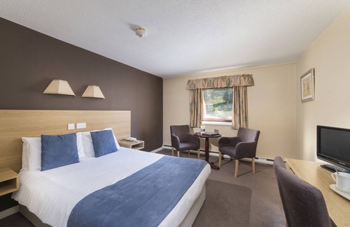 Sandown Hotel | The Broadway Park Hotel