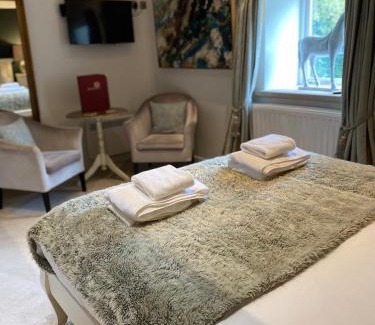 Foolow House | The Brosterfield Suite - Brosterfield Farm