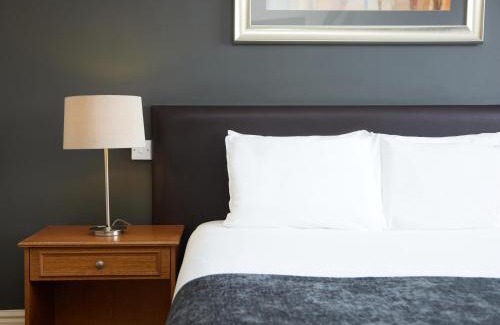 Milton Keynes Hotel | The Broughton Hotel by Greene King Inns