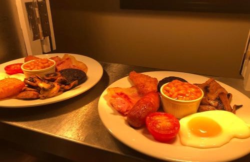 Richmond Hotel | The Buck Inn