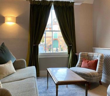 Martlesham Heath Hotel | The Bull Inn