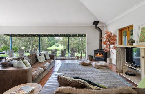 Bundanoon House | The Bundanoon Lakehouse
