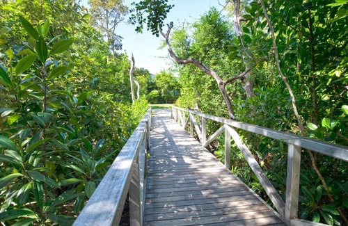 Mission Beach Hotel | The Bungalows