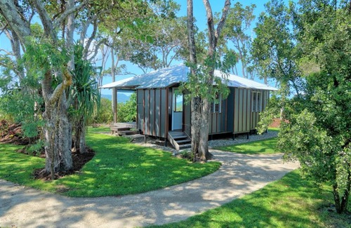 Mission Beach Hotel | The Bungalows