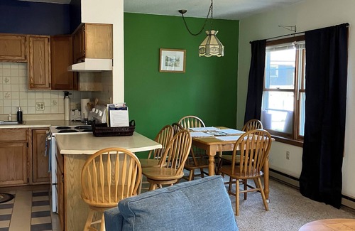 Ellsworth Apartment | The Buoy House - Acadia