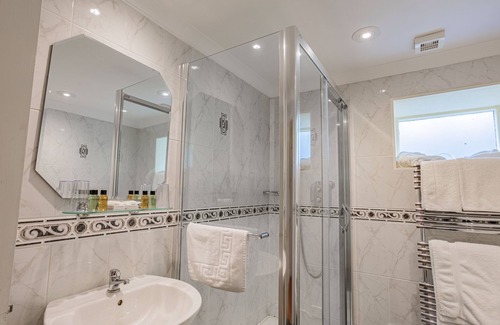 Bowness-on-Windermere Hotel | The Burn How Garden House Hotel