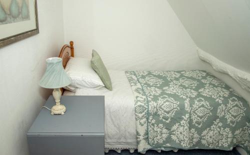 Bridport House | The Burrow