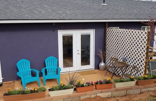 Kanab Apartment | THE BUS STOP INN 2 Brand New! Great Views!