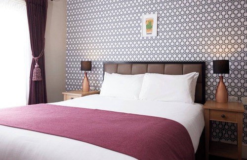Bury St Edmunds Hotel | The Bushel by Greene King Inns