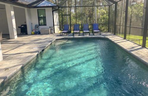 Bonita Springs House | The Busy Bee