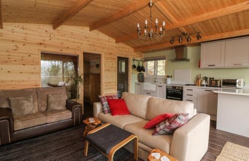 Mawr House | The Cabin