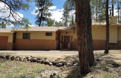 Prescott Cabin | The Cabin in the Pines
