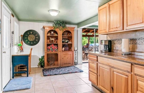Hurricane Cabin | The Cabin is your home away from home, All you need for a comfortable stay +