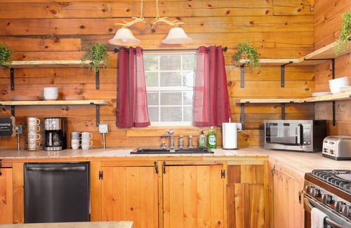 Crestline Heights Cabin | The Cabin of Birmingham
