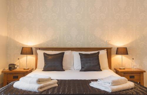 Solva Hotel | The Cambrian Inn