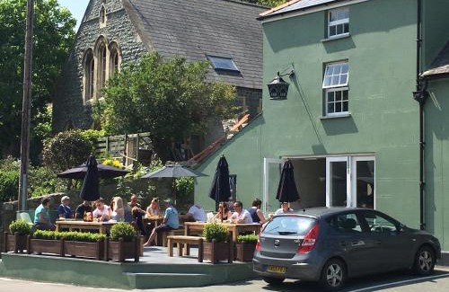 Solva Hotel | The Cambrian Inn