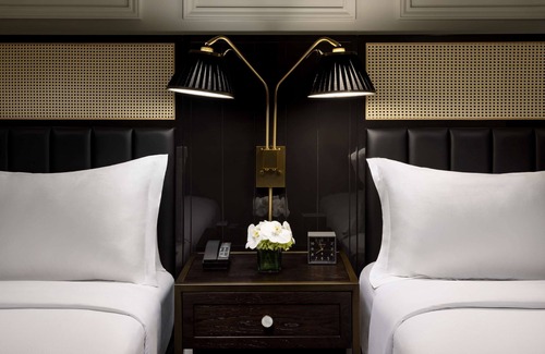 Downtown Atlanta Hotel | The Candler Hotel Atlanta, Curio Collection by Hilton