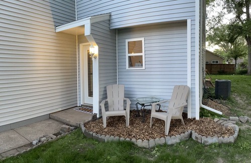 Downtown Des Moines House | The Capitol House-East Village/Downtown, King Bed