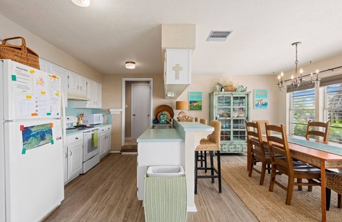 Key Allegro House | The Captains Quarters ~ Beautiful 4/4 Canal Front Home in Key Allegro!