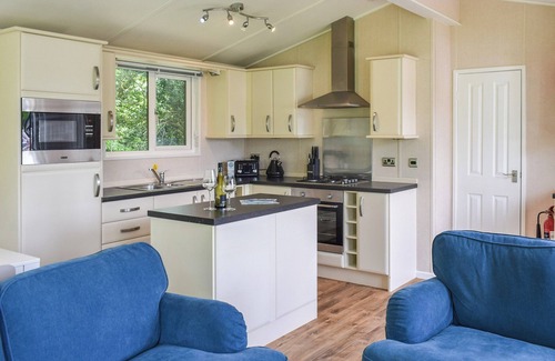 Carnon Downs Cottage | The Carnon Downs Caravan and Motorhome site is the ideal base to explore the beauty of Cornwall.