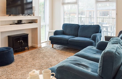 Carnon Downs Cottage | The Carnon Downs Caravan and Motorhome site is the ideal base to explore the beauty of Cornwall.