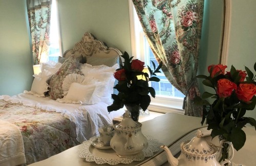 Ocean Grove Bed & Breakfast | The Carriage House B&B