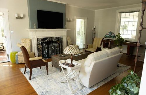 Southport Bed & Breakfast | The Carriage House Inn Bed and Breakfast