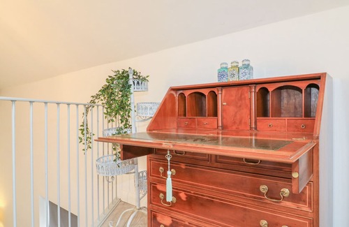 Melton Mowbray House | THE CART HOUSE, pet friendly in Melton Mowbray