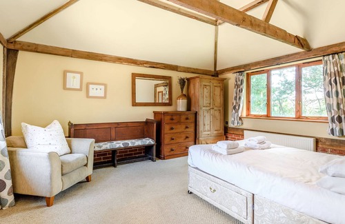 Cratfield House | THE CART LODGE, pet friendly, with a garden in Halesworth