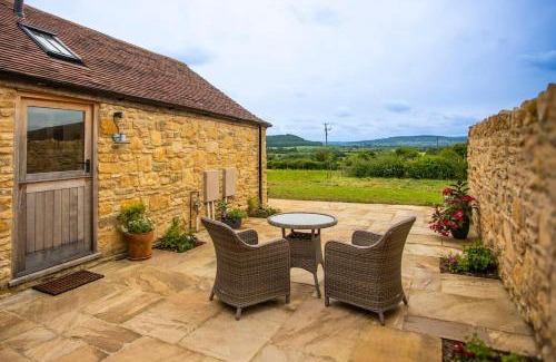 Tytherington House | The Cart Shed - romantic hideaway with a view!