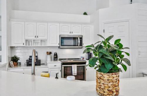 Marco Island House | The Castaway House