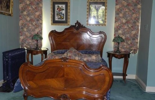 Robertson Bed & Breakfast | The Castle Bed and Breakfast at Robertson
