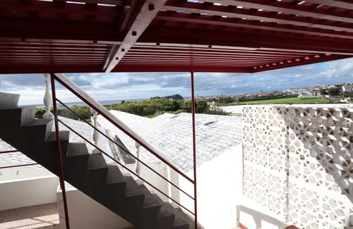 Vila Franca do Campo Villa | The Castle Palmeira- category Building Mansion - Close to marina and beach