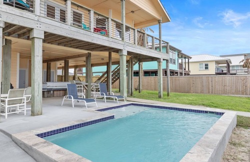 Rockport House | The Cat's Meow