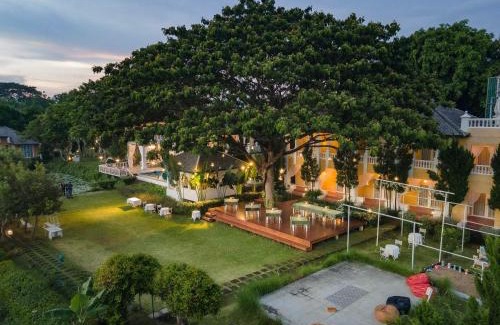 San Sai Hotel | The Cathay Resort Chiang Mai