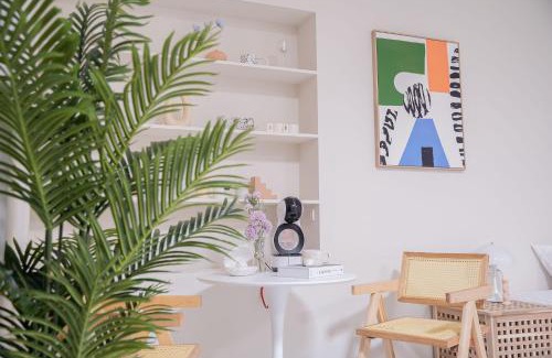 West Central District Apartment | The Cave I 六人包層民宿