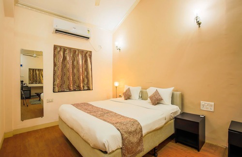 Varca Hotel | The Center Court Resort and Spa