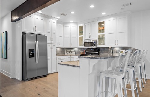Hot Springs House | The Central Loft: Contemporary Downtown Retreat Along Hot Springs' Bathhouse Row