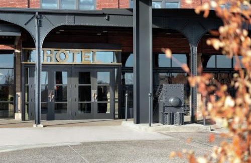 South Main Historic District Hotel | The Central Station Memphis, Curio Collection By Hilton
