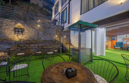 Kumarhatti Apartment | The Chalet Homestay