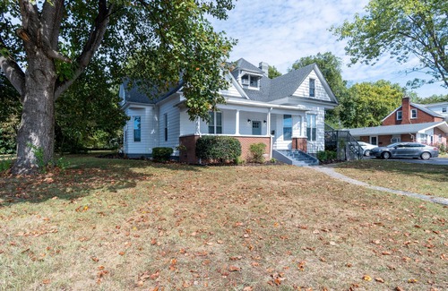 Johnson City House | The change of the century charm!