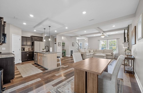 Clarksville House | The Charcoal Cottage (1147 Eagles View Dr)