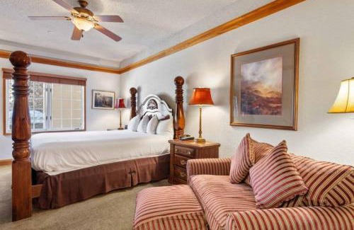 Beaver Creek Hotel | The Charter at Beaver Creek F215