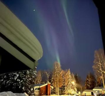 College House | The Chena River House North Suite