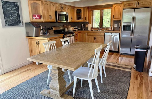 Cedar House | The Cherry Hill House