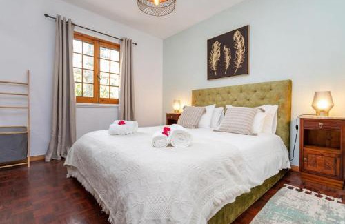 Fenais da Luz House | The Chestnut Garden - Farm House