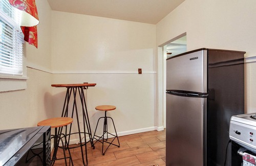 Esplanade Ridge House | The CHILL SPOT, home minutes from FQ & City Park